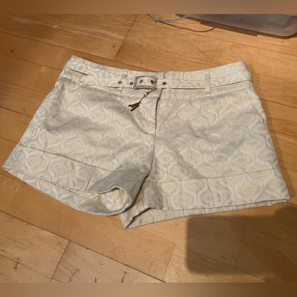 Marciano Cream and shiny belted formal shorts - Picture 2 of 5